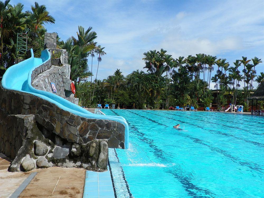 Hotel Suerre Guápiles Exterior photo