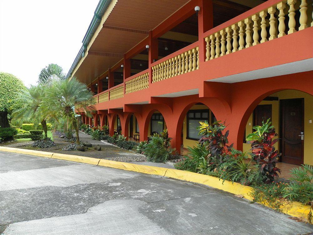 Hotel Suerre Guápiles Exterior photo