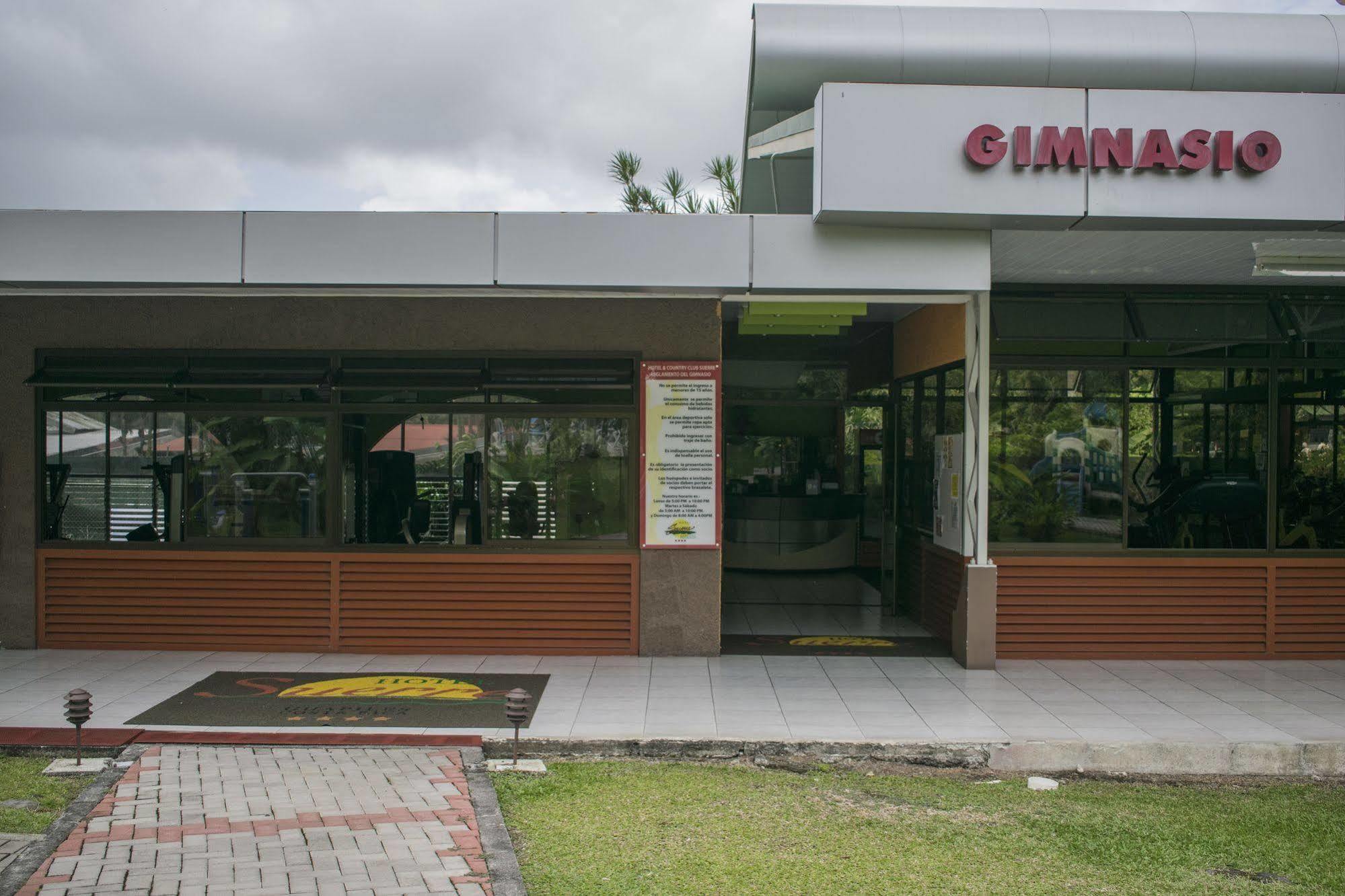 Hotel Suerre Guápiles Exterior photo